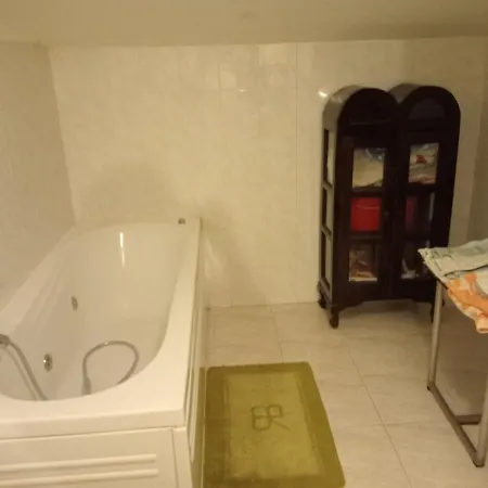 Romantic Attic * Fonte Nuova